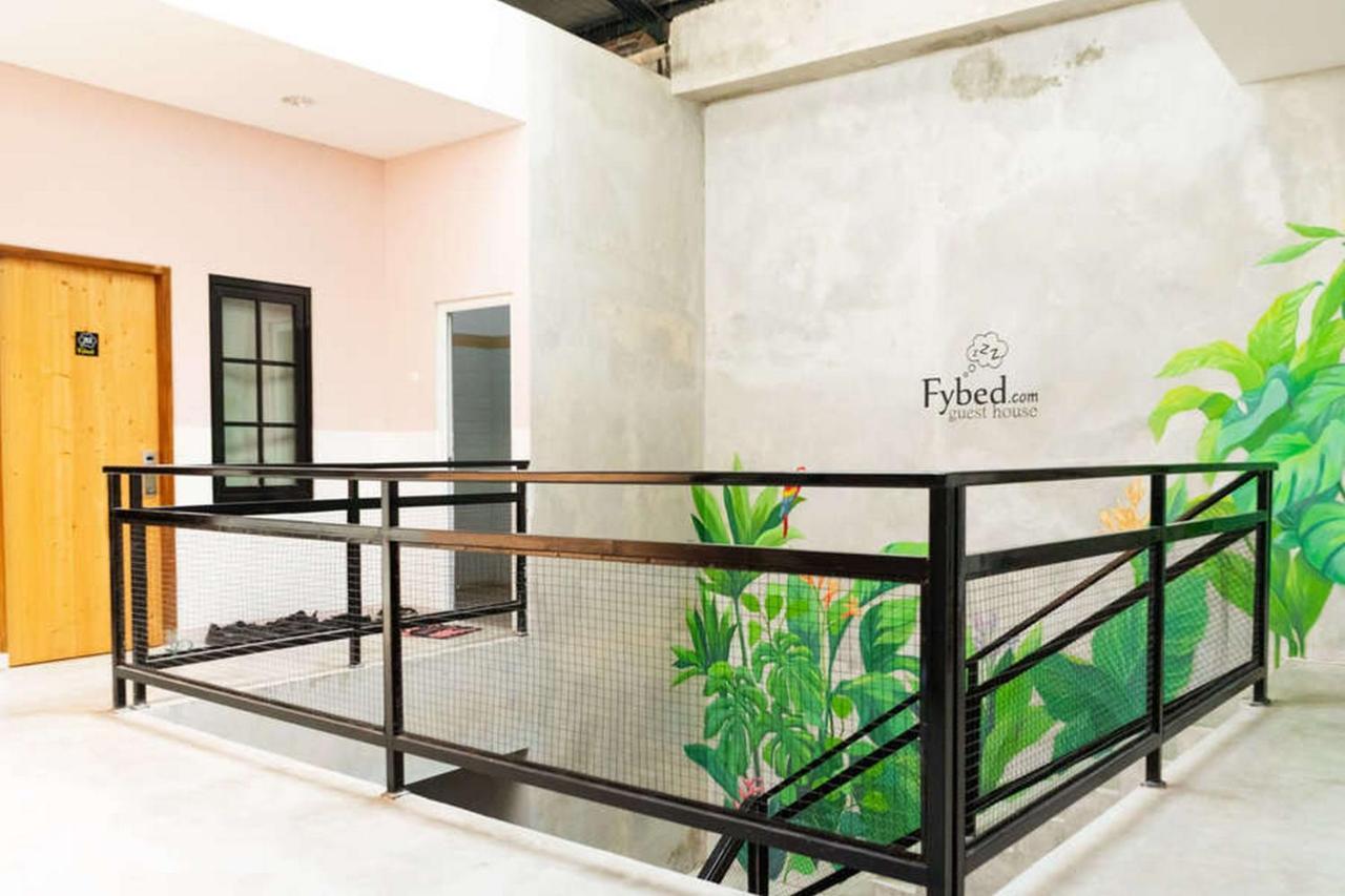 Reddoorz Near Sam Poo Kong 3 Semarang Otel Dış mekan fotoğraf